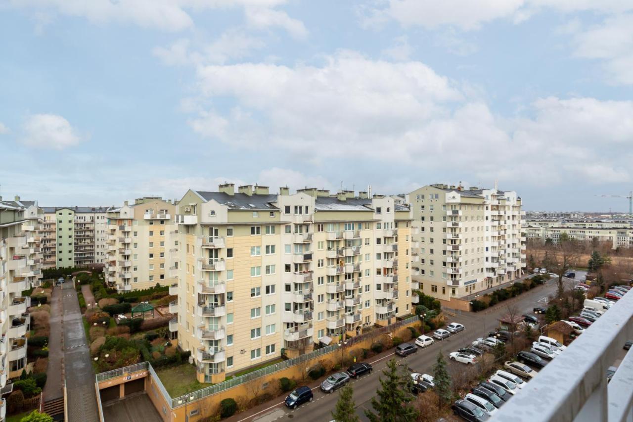 Apartments Chelmonskiego Warsaw Ursus By Noclegi Renters Varsóvia Exterior foto
