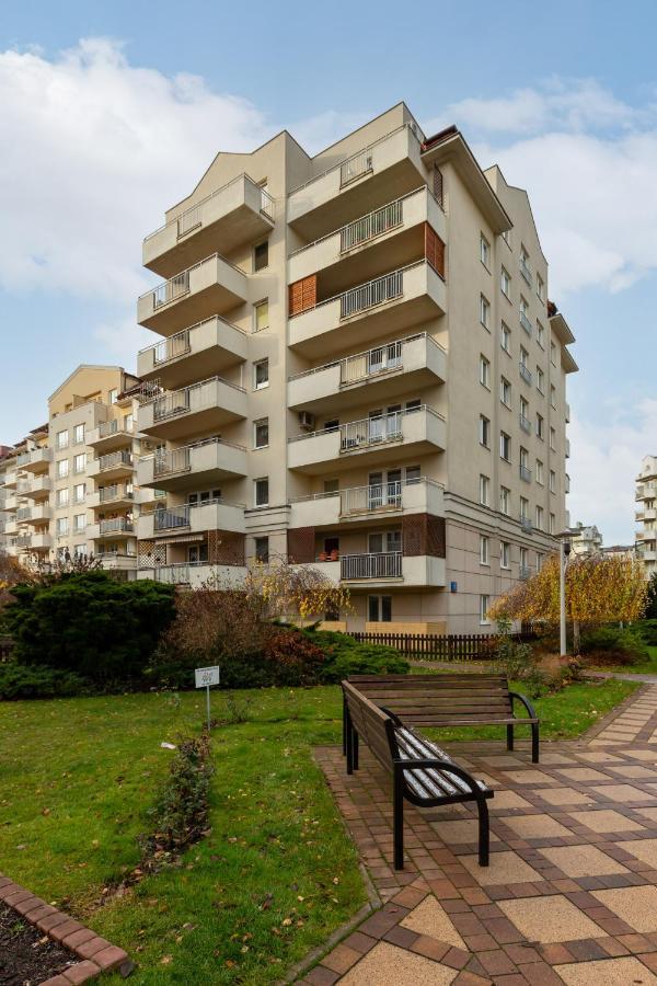 Apartments Chelmonskiego Warsaw Ursus By Noclegi Renters Varsóvia Exterior foto